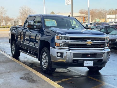 Used 2017 Chevrolet Silverado 2500 LTZ w/ LTZ Plus Package image 2