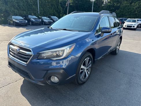 Used 2019 Subaru Outback 2.5i Limited AWD/4WD image 7