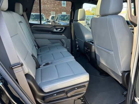 Used 2021 Chevrolet Tahoe LT w/ LT Signature Package image 23