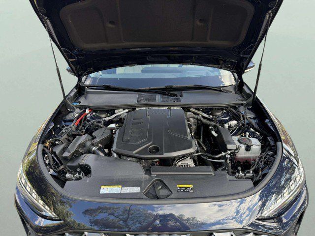 Certified 2025 Audi A5 2.0T Premium Plus w/ Premium Plus AWD/4WD image 32