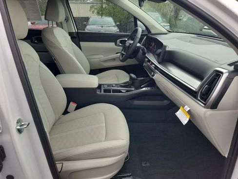 New 2026 Kia Sorento S image 7