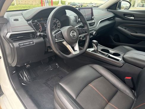 Used 2019 Nissan Altima 2.5 SR w/ SR Premium Package FWD image 8