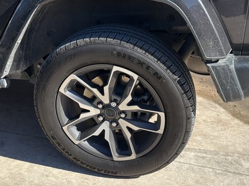 Used 2024 Jeep Wrangler Sport S w/ Convenience Group image 19