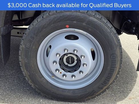 New 2025 Ford F450 XL w/ XL Chrome Package image 6