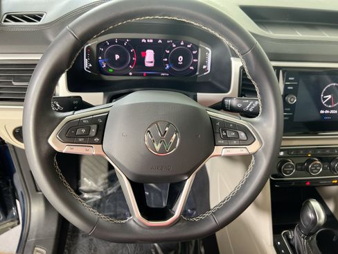 Used 2023 Volkswagen Atlas SE AWD/4WD image 11