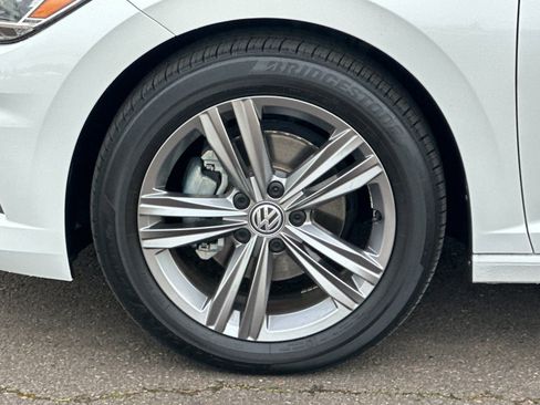 Used 2021 Volkswagen Jetta R-Line image 22