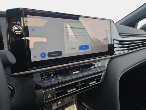 Used 2025 Toyota Camry XSE image 19