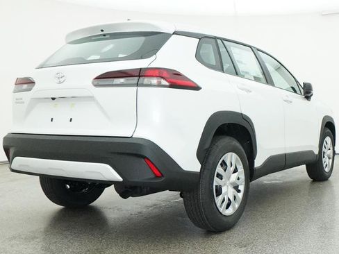 New 2026 Toyota Corolla Cross L FWD image 9