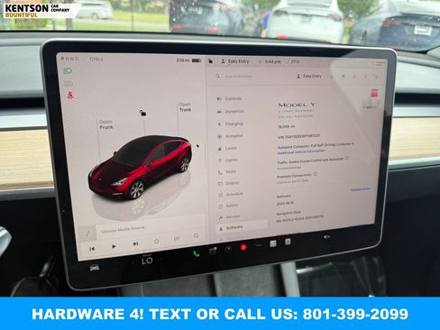 Used 2023 Tesla Model Y Long Range AWD/4WD image 23