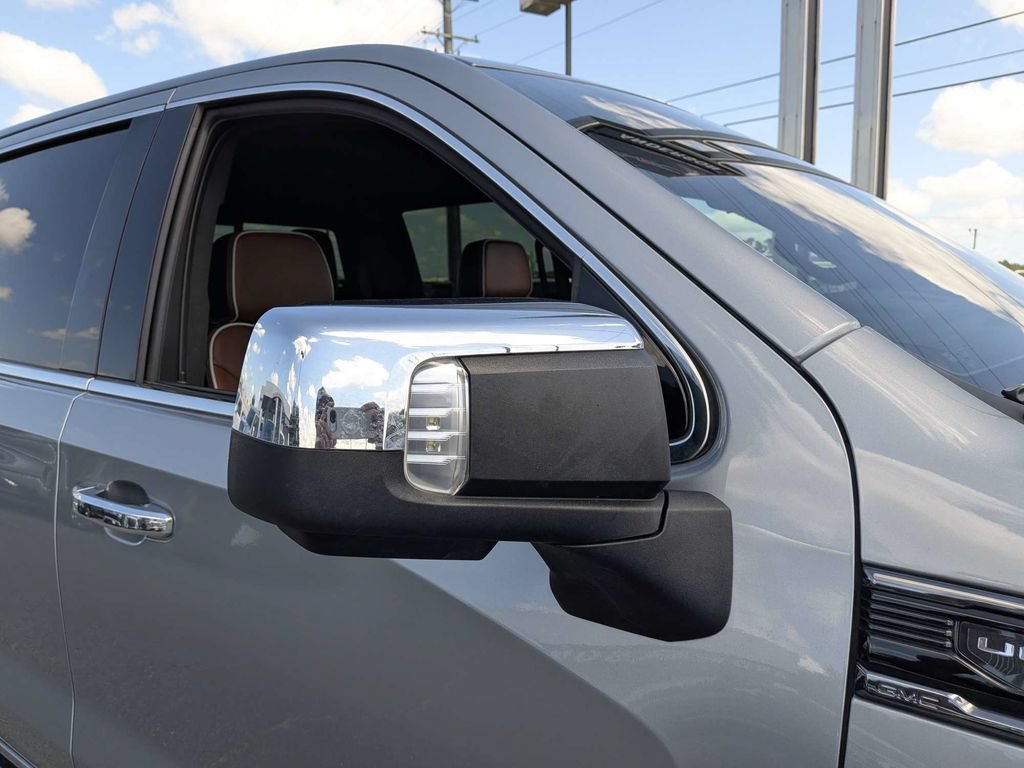 Used 2025 GMC Sierra 1500 Denali Ultimate AWD/4WD image 10
