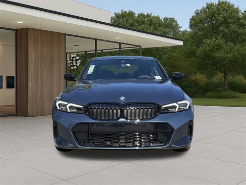 New 2026 BMW 330i 330i w/ M Sport Package image 3