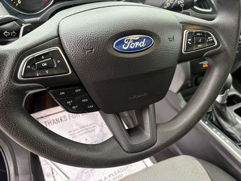 Used 2017 Ford Escape SE AWD/4WD image 13