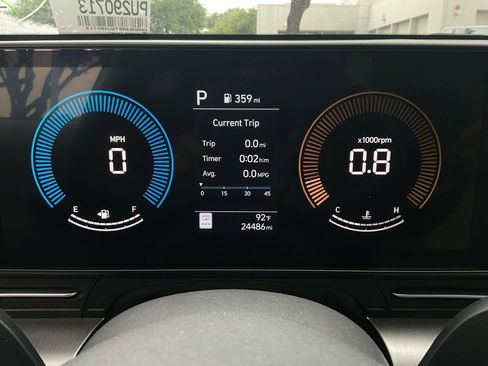 Used 2025 Hyundai Kona SEL FWD image 37