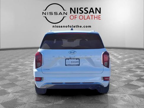 Used 2022 Hyundai Palisade Calligraphy image 25