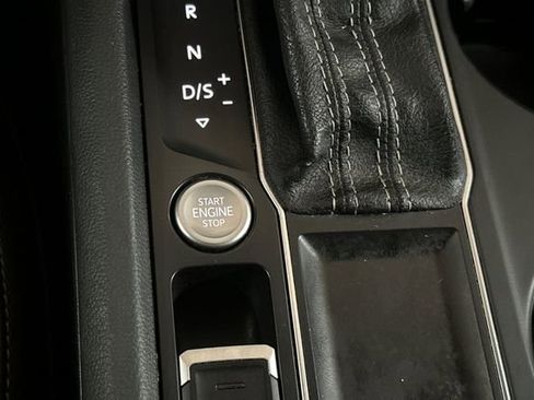 Used 2021 Volkswagen Atlas SE image 28