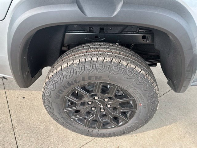 New 2026 Chevrolet Colorado Trail Boss AWD/4WD image 9