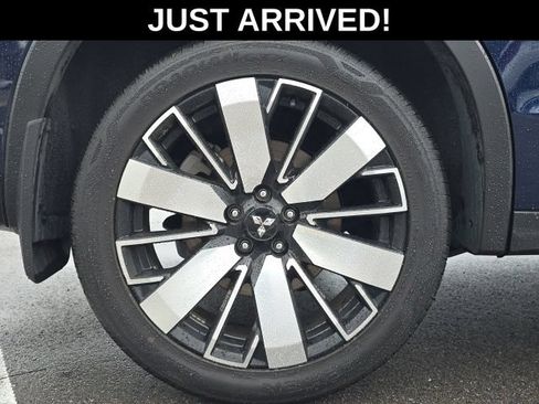Used 2025 Mitsubishi Outlander SE FWD image 5
