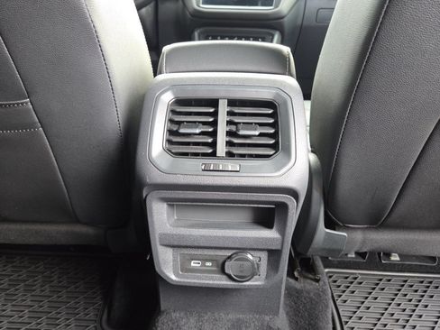 Used 2022 Volkswagen Tiguan SEL R-Line AWD/4WD image 33