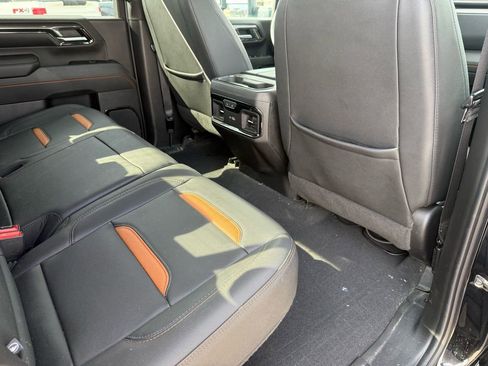 Used 2024 GMC Sierra 3500 AT4 w/ AT4 Premium Plus Package AWD/4WD image 21
