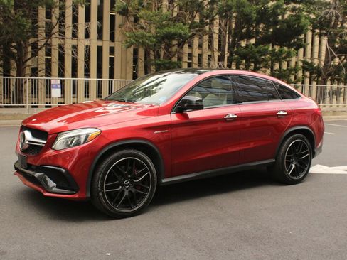 Used 2017 Mercedes-Benz GLE 63 AMG S w/ Premium 3 Package image 12