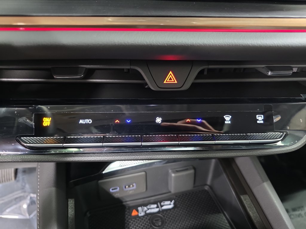 New 2026 Buick Envision Avenir AWD/4WD image 21
