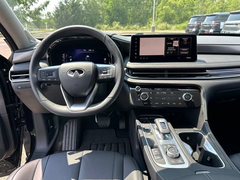 Certified 2026 INFINITI QX60 Luxe w/ Family Package AWD/4WD image 52