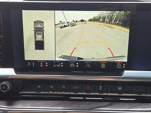Used 2025 Chevrolet Silverado 1500 LTZ w/ LTZ Premium Package AWD/4WD image 18