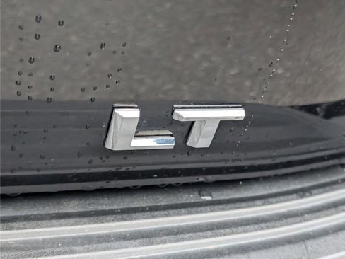 Used 2024 Chevrolet Tahoe LT image 10