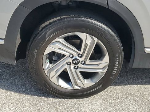 Used 2022 Hyundai Santa Fe SEL w/ Convenience Package image 6