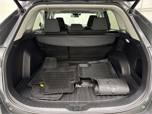 Used 2022 Toyota RAV4 XLE image 15