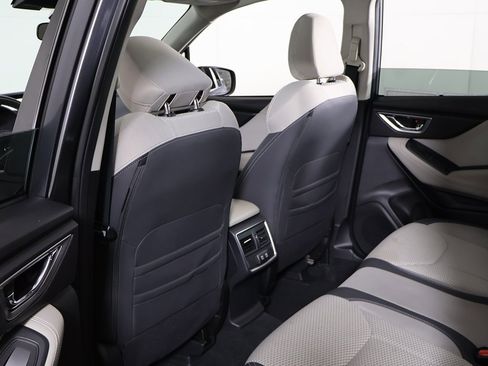 Used 2023 Subaru Forester Premium image 27