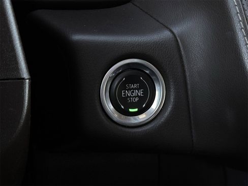 Certified 2021 GMC Yukon SLT image 23