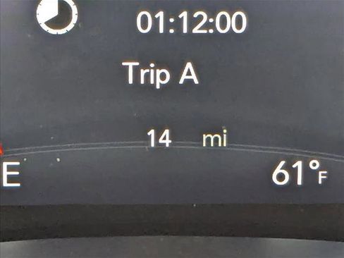 New 2026 Chrysler Pacifica Select w/ S Appearance Package image 10