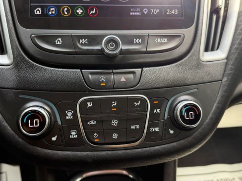 Used 2024 Chevrolet Malibu LT FWD image 27