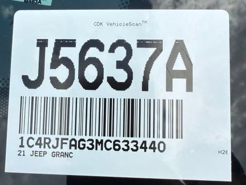 Used 2021 Jeep Grand Cherokee Laredo X AWD/4WD image 27