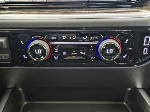 New 2026 Chevrolet Silverado 3500 LT w/ Texas Edition AWD/4WD image 19