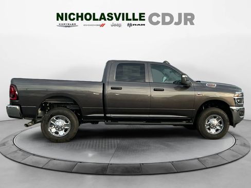 New 2026 RAM 2500 Tradesman AWD/4WD image 7