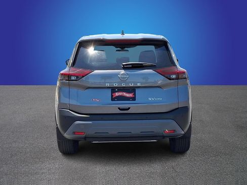 Used 2023 Nissan Rogue SV AWD/4WD image 5