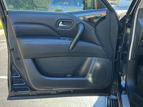 Certified 2024 INFINITI QX80 Luxe w/ Cargo Package image 16