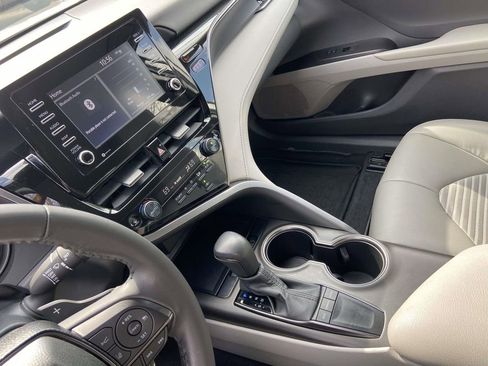 Used 2023 Toyota Camry SE image 25