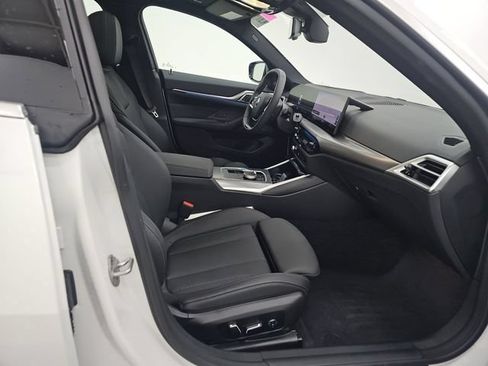 Used 2025 BMW i4 eDrive40 RWD image 10