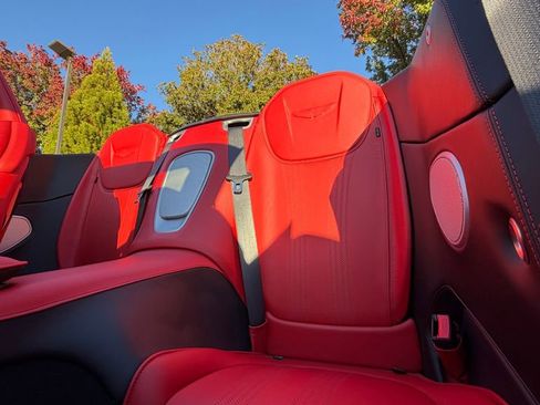 Used 2019 Aston Martin DB11 Volante image 25