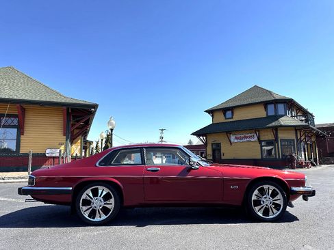 Used 1992 Jaguar XJS V12 Coupe image 2