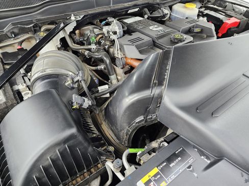 Used 2024 RAM 3500 Big Horn w/ Night Edition image 21