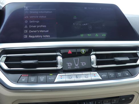 Certified 2023 BMW 430i Coupe w/ M Sport Package image 28