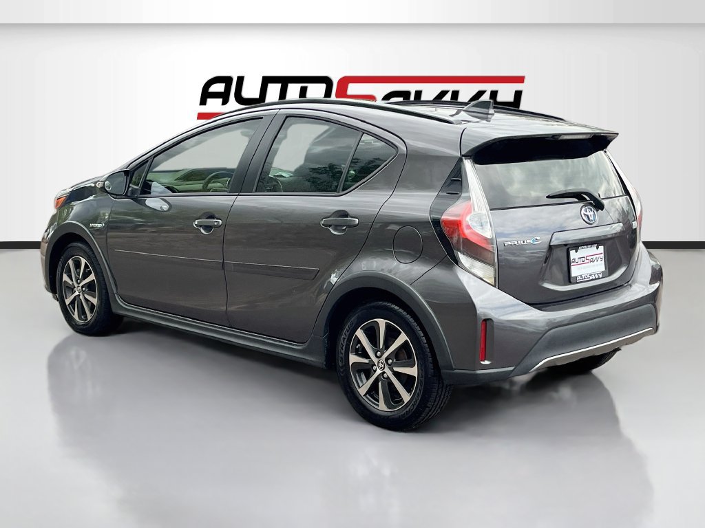Used 2018 Toyota Prius C Two FWD image 5