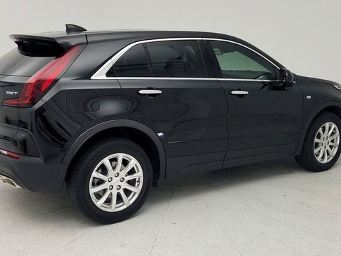 Certified 2023 Cadillac XT4 Luxury FWD image 8
