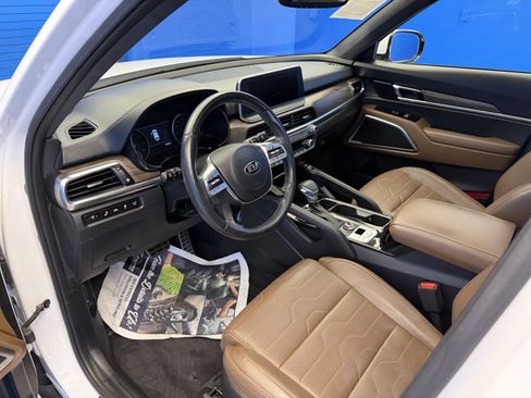 Used 2021 Kia Telluride SX w/ SX Prestige Package AWD/4WD image 11