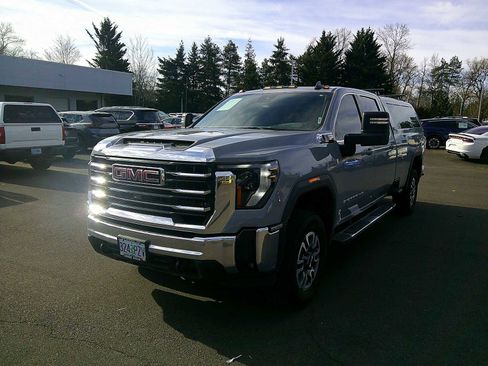 Used 2024 GMC Sierra 3500 SLE w/ SLE Value Package image 1