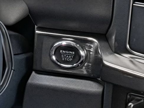 Used 2026 Ford F250 Lariat AWD/4WD image 14